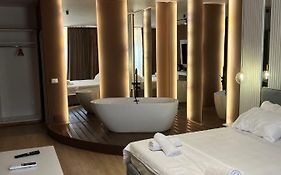 Capital Suites Center